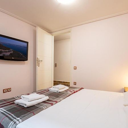 Filippos Acharnes Apartment ภายนอก รูปภาพ