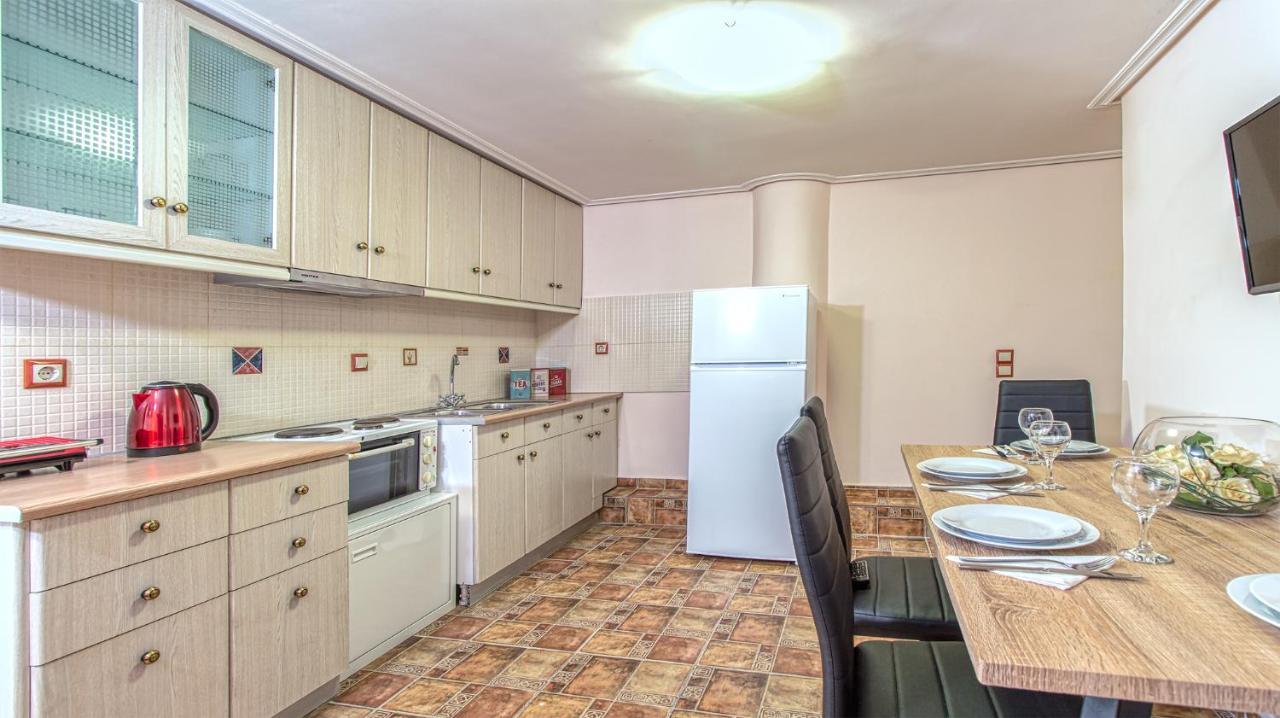 Filippos Acharnes Apartment ภายนอก รูปภาพ