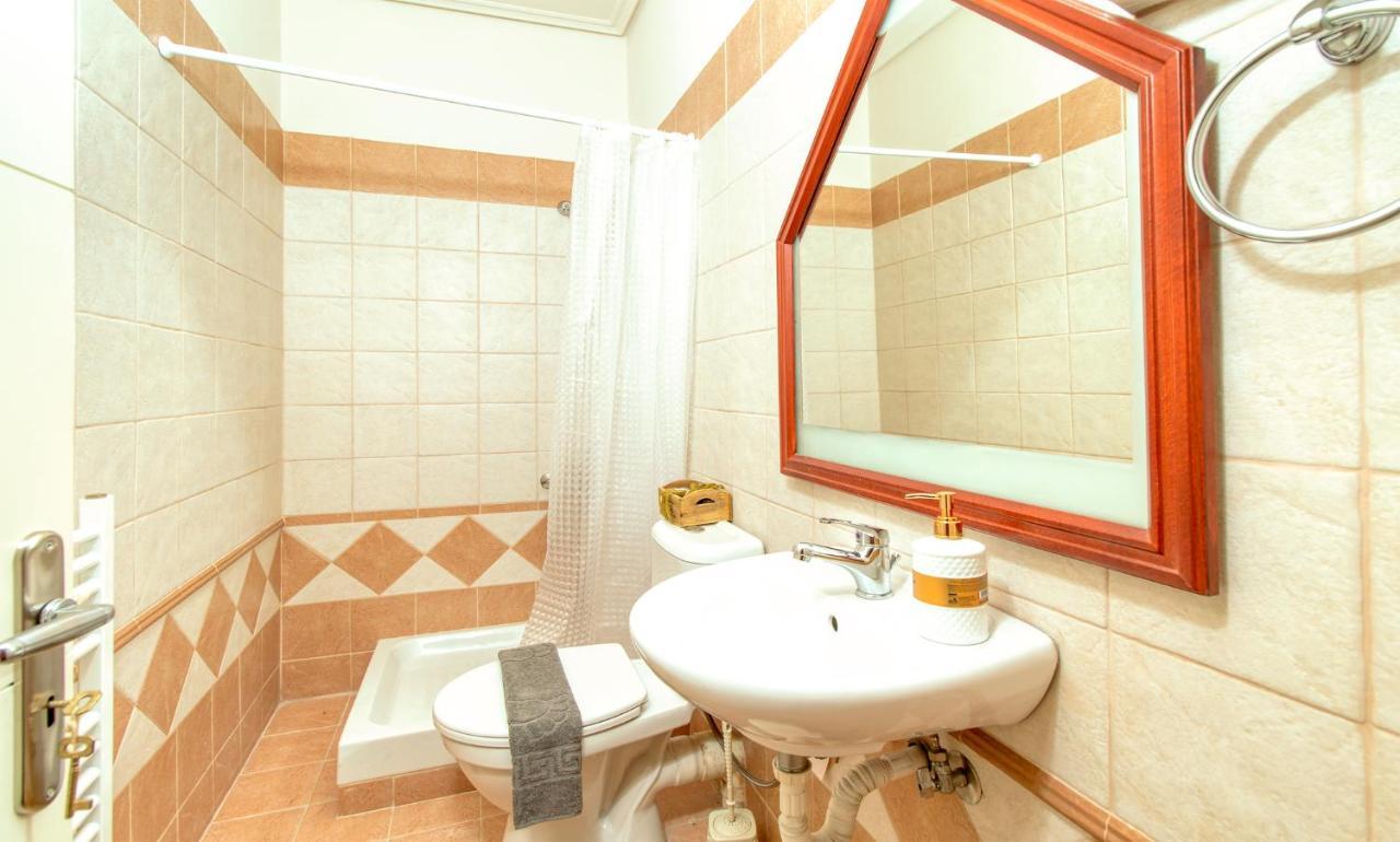 Filippos Acharnes Apartment ภายนอก รูปภาพ